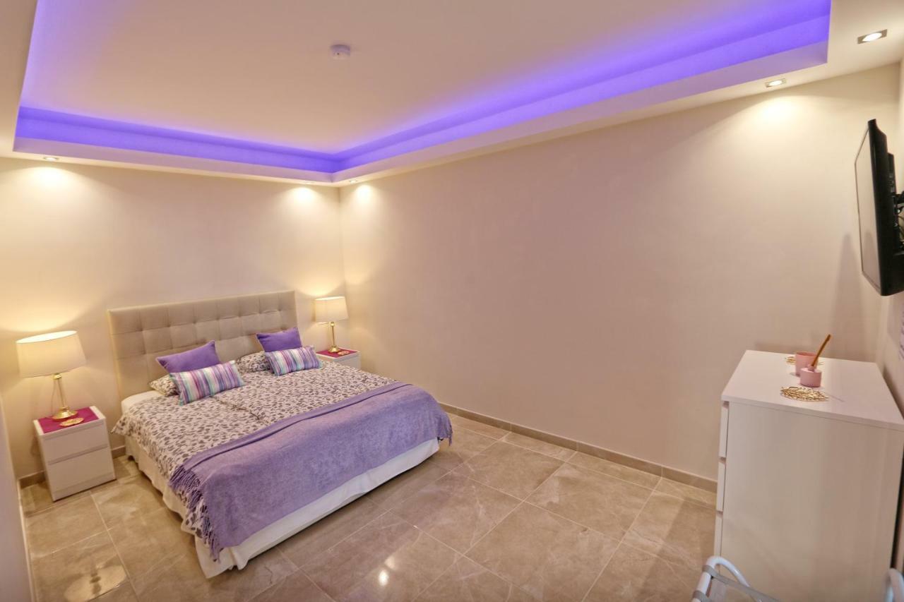 Beachfront Luxury Residence, Playas Del Duque, Puerto Banus, Marbella Exteriér fotografie